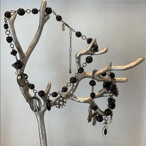 Necklace and bracelet set